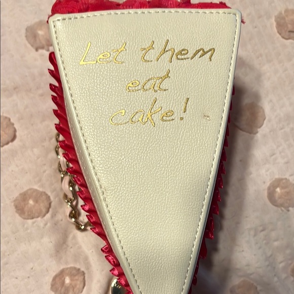 Betsey Johnson cake purse - Picture 5 of 11